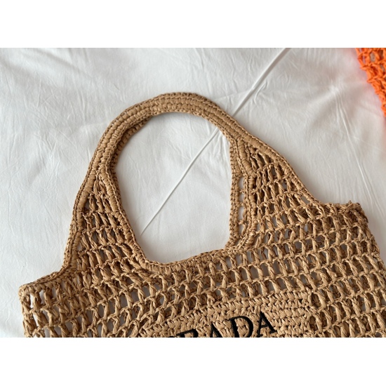 2023.09.03 140 box size: 32 * 35 cmPrad. Vacation Lafite Grass Tote really wants to go on vacation ⛱️ Search for woven shopping bags: