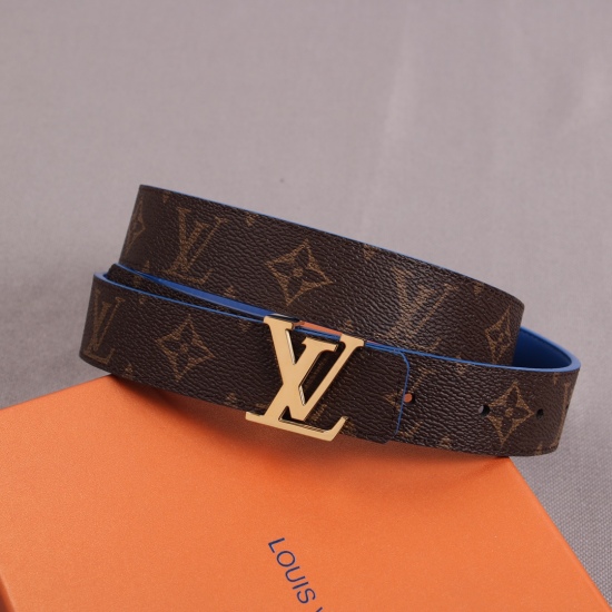 August 24, 2023, comes with a complete set of packaging gift box level: LV women's original single cabinet synchronization, original single stainless steel buckle, original packaging, physical photography, genuine price, top layer cowhide material: double