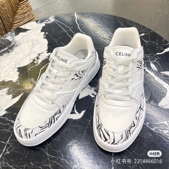 20240403 330 Celine 23ss new arrival CT-07 Spring/Summer New Low Top Couple Sports and Casual Little White Shoes, can be worn with your eyes closed, comfortable, versatile, casual and fashionable. The panda color scheme has become the favorite of many men