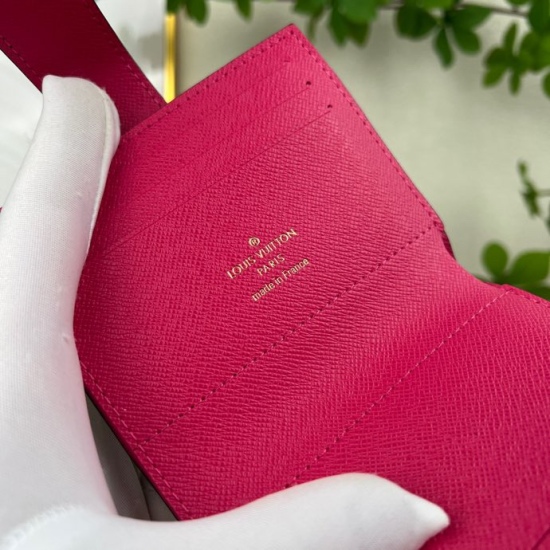20230908 Louis Vuitton] Top of the line exclusive background M61731 Rose Red Size: 12.0 x 10.0 cm Multi function Card Bag This wallet is made of soft Monogram canvas! Lined with brightly colored lining! Extremely elegant temperament! Lightweight! The desi