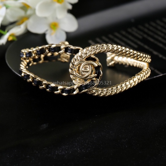 2023.07.23 Xiaoxiang Chanel New Lambskin Bracelet ✨ Every detail is meticulously crafted, and this design is very beautiful. This is truly super beautiful, super immortal, and exquisite. It's a must-have for little sisters