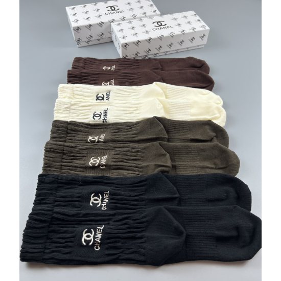 2024.01.22 Autumn/Winter New Product Launch [Celebration] [Celebration] CHENAL (Chanel) Pure Cotton Quality [Strong] Comfortable and Breathable [Victory] One box of 4 pairs [Gift] High quality