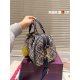 2023.11.17 Folding Gift Box P250 Large Tory Burch Pillow Bag - The latest design of the counter, the pillow bag, original single mold opening, customized original single hardware, imported fabric, super good hand feel, and more wear-resistant! Liangze Har