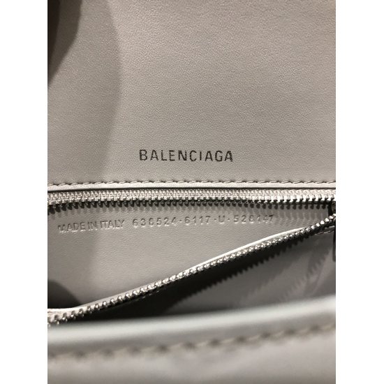 Batch 650 Balenciaga from Balenciaga in 20240324. Italian imported explosive pattern top layer cowhide tassel style small black nail (large bottom length 38cm * 24cm * 12cm) (medium bottom length 30cm * 19cm * 11cm/) (mini bottom length 23cm * 15cm * 124c