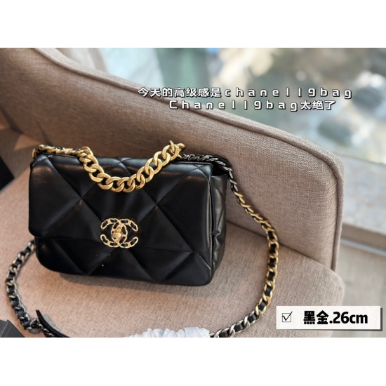 245 (with box) size: 2616cm, Xiaoxiangjia 19bag really needs no further explanation! Achieve the best cost-effectiveness with leather materials upgraded to a higher quality... Strongly comfortable!