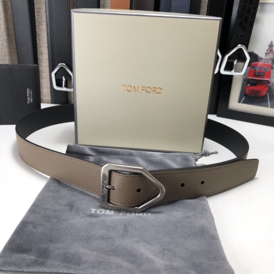 On October 14, 2023, Tom Ford's latest popular online double sided cowhide belt with original box counter synchronized with the 3.5-wide new model has been launched. The original cowhide, paired with steel buckles, is elegant and easy to use. Thank you fo