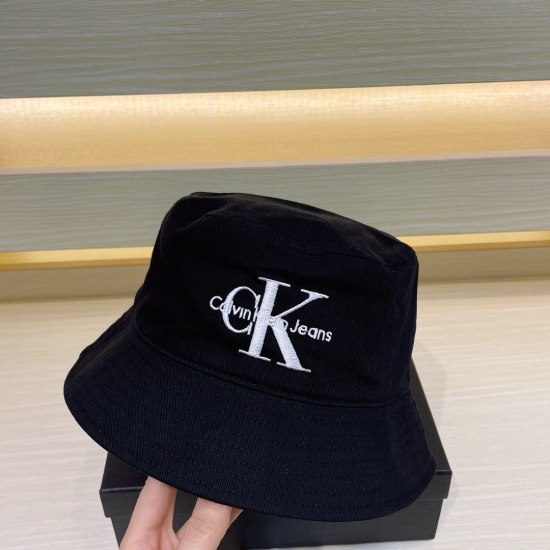 2023.10.2 P50 Classic, Calvin Klein, CK Embroidered Logo Fisherman Hat, please recognize the only high-end quality version in the market, recommended by Little Red Book, fashionable and versatile, loved by many celebrities, very popular, very beautiful