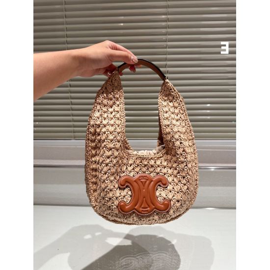 2023.10.30 P185 aircraft box ⚠️ Size 30.30 Celine Hobo straw woven bag is very textured, cool and cute, and the upper body is incomparable. It is a must for every girl who pursues beauty