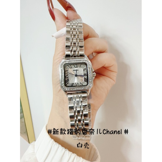 20240408 Steel Strip 165 Chanel Chanel ⌚ The Cheetah watch features a new diamond Roman dial that is both gorgeous and unrestrained, conveying the aesthetic style conveyed by Panther de Cheetah. It has smooth lines, charming and charming, soft and fitting