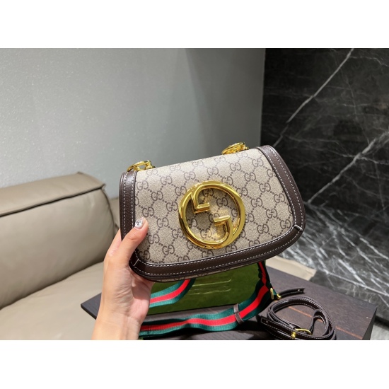 2023.10.03 P180 with folding box ⚠️ The size 22.13 Kuqi circular interlocking double G crossbody bag, Gucci Blondie, is too textured to be grasped by the full retro feeling