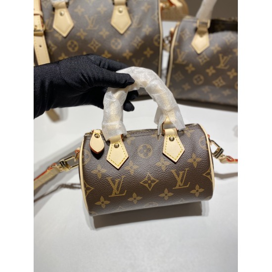 2023.10.1 P255 Latest All Steel Hardware Version Lv Old Flower New Pillow Bag ss2022 Speedy Nano Latest Shoulder Strap Can Be Removed and Adjusted Length Size: 16 * 10Cm with Picture Complete Package