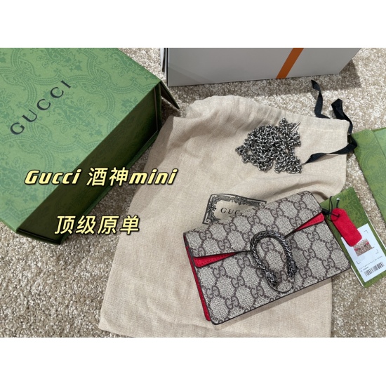 2023.10.03 P195 Folding Box Fly Gift Box Fur Cowhide Reprint Gucci/Kuqi Dionysus Super Detail Mini Wine God Bag Imported PVC/Fur Old Hardware Exquisite Button Head Decoration with Logo Keychain Super Foreign Size 18.10.5