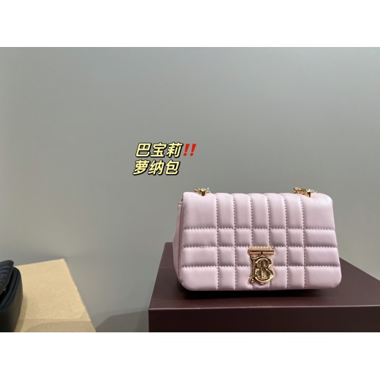 2023.11.17 P195 box matching ⚠️ Size 18.11 Burberry Rhone Bag is versatile, stylish, and classic, creating a unique and stylish bag that combines practicality and fashion