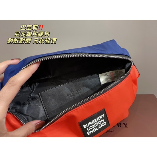 2023.11.17 P175 box matching ⚠️ Size 31.15 Burberry Burberry Nylon Chest Bag Waistpack, which can be carried by both men and women, has a very large capacity. Nylon fabric is very easy to handle, resistant to dirt, and also durable and lightweight. For st