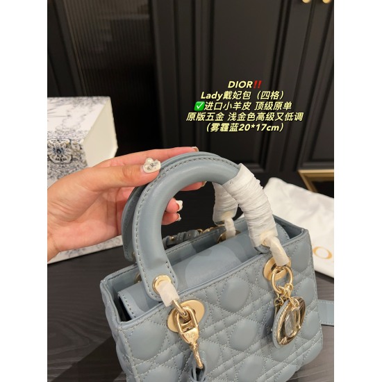 2023.10.07 Four grid P340 folding box ⚠️ Size 20.17 Dior Dior Lady Princess Bag ✅ Imported sheepskin, top-notch original single, original hardware, rich and precious, with a visual sense of elegance and cuteness. It is a sharp tool with a perfect concave 