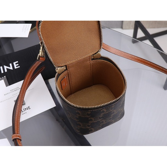 20240315 P770 super quality all steel hardware | mini cosmetic bag/small box~This year, mini bag has gone crazy, and this old flower is more popular. Its material is light and easy to take care of. Although you can't put your mobile phone, you can put awa