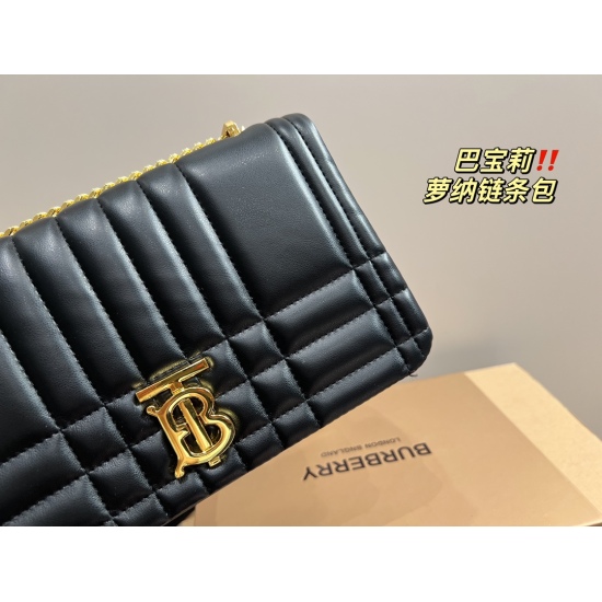 2023.11.17 P210 folding box ⚠️ Size 24.14 Burberry Rhona Chain Bag has a low-key and unique artistic atmosphere, with a high aesthetic value that is essential for beauty