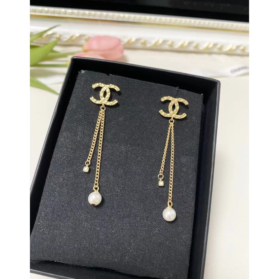 20240413 P65CHANE Xiaoxiang New Diamond Pattern Double C Long Chain Earrings Size: Width 1.6, Height 6.5 cm