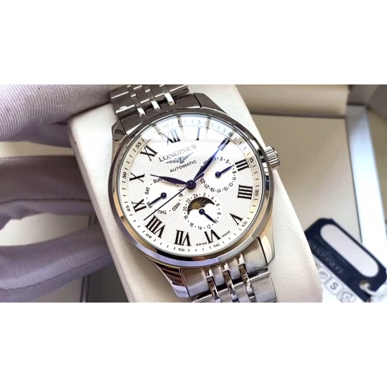 20240408 540. Longines, a renowned craftsman in Rome, has a multi-functional wristwatch at 3:00am, 6:00am, and 9:00am. The watch features a Sunday, 24-hour lunar phase, and features a 3836 movement (stable and precise timing). The side of the case is also