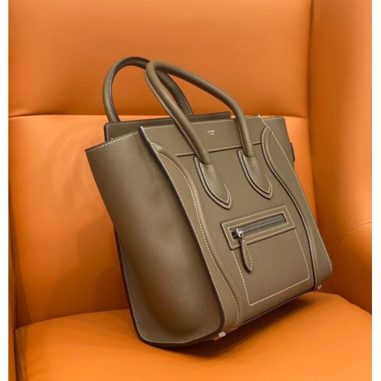 20240315 P1140 CELIN * Lugage Micro Smile Bag 167793_Khaki features imported calf leather grain surface/leather handle, 1 zipper buckle, and 1 zipper pocket on the front exterior. Handheld, zipper locked, inner zipper pocket and double-layer flat pocket w