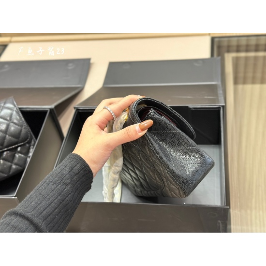 On October 13, 2023, 235 comes with a folding box and airplane box size: 23cm Chanel. We have been working hard to make caviar fabric that is very comfortable for other goods on the market! No matter who you are, hold it steady ✔ : ✔ :,