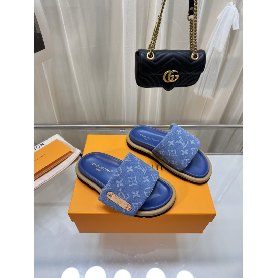 2024.01.05 P220 LV Couple's Edition Counter features the latest denim slippers and hard goods, with a new purchasing level! Full of sophistication! A popular product among domestic and foreign bloggers, retro yet trendy and stunning! Official website's ma