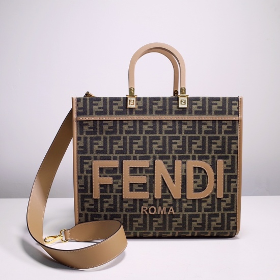 2024/03/07 p980 [FENDI Fendi] New Sunshine fabric handbag with brown FF jacquard pattern and light brown leather FENDI ROMA lettering, featuring a hard leather handle. Featuring spacious interior compartments with light brown leather edges and gold accent