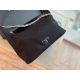 2023.11.06 175 comes with a box size of 26 * 15cm Prada hobo. The medieval underarm foreskin shoulder strap is more retro and firm, adding a casual and simple feel, making it completely fashionable and versatile,