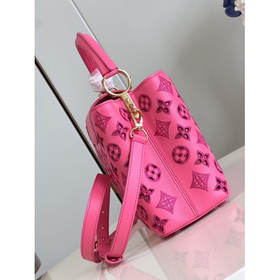 20231125 P1720 [Exclusive Real Shot M22863 Rose Red Embroidery/Medium] This Capucines MM handbag was created by Nicolas Ghesquire, highlighting the LV Broderie Anglaise theme of the brand's early autumn 2022 collection. The cow leather bag is embellished 