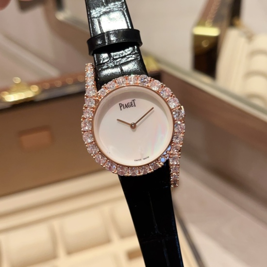 20240408 White 300 Rose Gold 320 Earl's New Limelight Gala Collection! This product is close to the original, with each diamond being very large and full. It is a true jewelry set, with good quality and affordable price, surpassing market goods! The Count