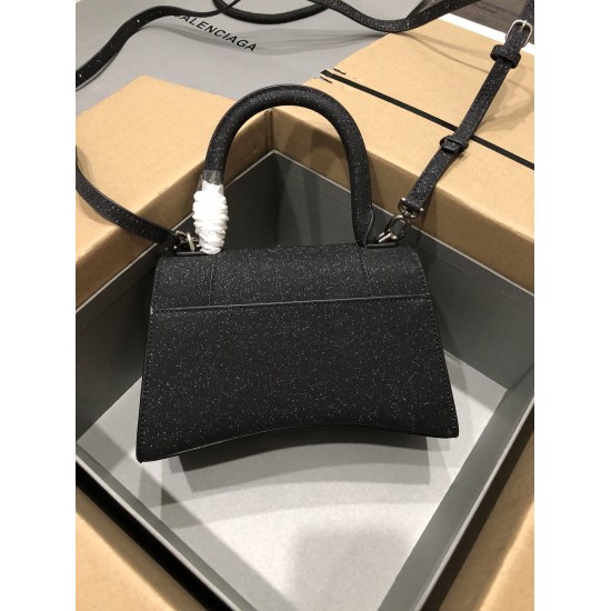 Batch 650 Balenciaga from Balenciaga in 20240324. Italian imported explosive pattern top layer cowhide tassel style small black nail (large bottom length 38cm * 24cm * 12cm) (medium bottom length 30cm * 19cm * 11cm/) (mini bottom length 23cm * 15cm * 142c