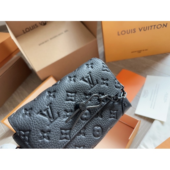 2023.10.1 P255 Original Leather LV Latest Steamer, Small Box Iv New Steamer Small Box Black Embossed Pure Cowhide Very Textual Both Men and Women's Backs are Invincible, The Key is Being able to Put Your Phone Down! 17cm full set gift box packaging for da