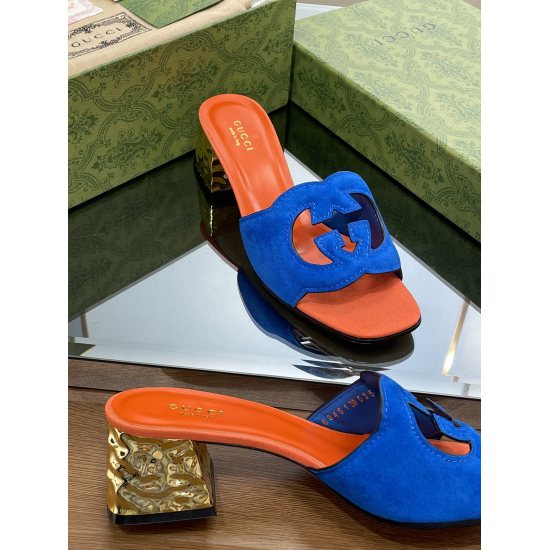 On July 16, 2023, the new summer model is now available in stock. Gucci high-quality slippers with double G hollow oil edge craftsmanship. The original slipper counter is meticulously molded and crafted with craftsmanship. Classic heel height: 5.5 cm. Fab