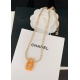 2023.07.23 ch * nel The latest yellow perfume bottle claw chain necklace is made of Z brass