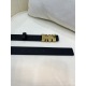 Dior. The full packaging belt of the higher version adopts a retro color double-sided calf leather style, which is slender and can be paired with skirts, pants, or dresses to enhance the body shape. Belt width: 3.0cm/2.0cm.
