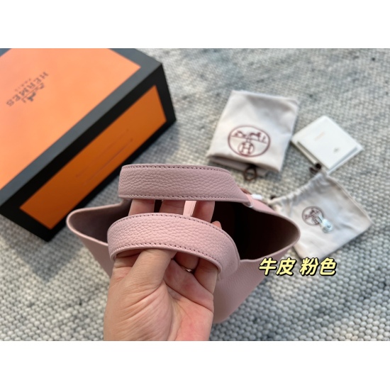 2023.10.29 255 with foldable box size: 18 * 19cm Hermes H home vegetable basket ‼ : ‼ Top layer TC cowhide/oil wax line delivery scarves ⚠ The leather has a great texture! There is a sag! Those who understand goods must enter!