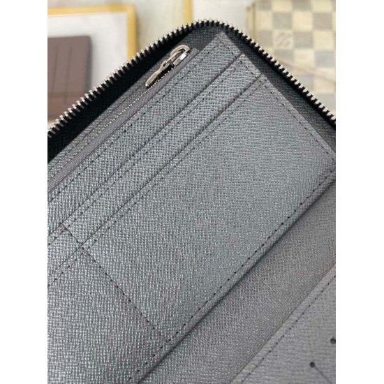 20230908 Louis Vuitton] Top of the line original exclusive background M30841 vertical size: 10.0x 20.0x 2.0cm Tagarama series Zippy Vertical wallet with Taga leather and Monogram Eclipse canvas, paired with a wrap around zipper structure to securely prote