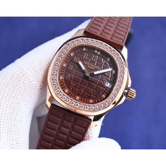 20240417 Elegant Knowledge: TW New Product. White Shell 1400 Rose Gold 1450 TW New Product! The new factory product, Patek Philippe AQUANAUT series mechanical female grenades, has emerged, bidding farewell to the era of fake movements. Case: With a diamet