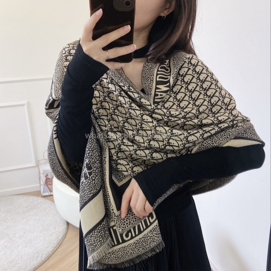 2023.07.03, popular new colors arrived ‼️ Super recommendation: [DIOR Dior] popular! The latest style of double-sided cashmere in the counter is super versatile! Superb temperament!! Da Ai Da Ai uses 70% imported cashmere from Kashmir and 30% silk fa
