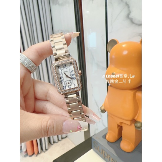 20240408, 2024: The new watch case is equipped with a diamond embedded steel strip of 165# Two and a half, two and a half dial collection # Chanel CHANEL Chanel BOYFRIEND TWEED twill soft cloth steel strip with metal interior and special design! I can't d