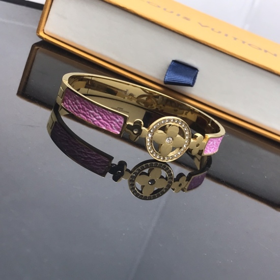 20240411 BAOPINZHIXIAOLV Bracelet New Pink Flower Set Diamond Bracelet Number: C416540035