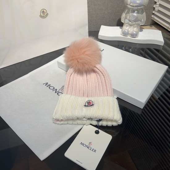 2023.10.02 Special Approval 65 Mengkelai Moncler Mouth Mask - Autumn and Winter New Knitted Wool Hat Strongly Promoted Mandarin Duck Color Matching Top Don't Look Too Gorgeous~Vibrant Autumn and Winter Red Moment Feel Warm