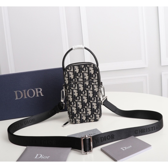 20231126 490 counter genuine products available for sale [original order] Dior Men's Handbag/Phone Bag with genuine matching box model: 2OBCA326YSE_ H03E (Apricot Jacquard) Beige and Black Oblique Printed Canvas Front Brass Metal Clad 