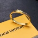 On July 23, 2023, the new product is the original LV unisex leather printed belt buckle bracelet. Louis Vuitton, the Louis Vuitton counter, is made of consistent materials, and the popular product is shipped with a unique retro avant-garde design. The 14K