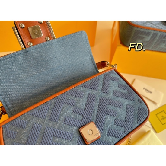 2023.10.26 P220 (Folding Box) size: 2012 FENDI Fendi Baguette Denim Club Bag Denim Blue paired with caramel color, retro and exquisite one shoulder, cross body, handheld: Durable style, all seasons, any style can be easily controlled ‼ :