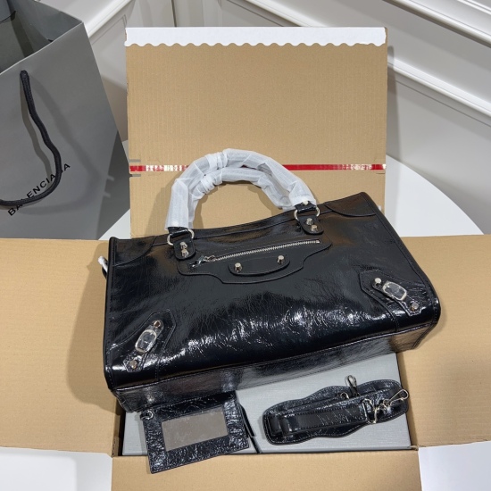Batch 650 Balenciaga from Balenciaga in 20240324. Italian imported explosive pattern top layer cowhide tassel style small black nail (large bottom length 38cm * 24cm * 12cm) (medium bottom length 30cm * 19cm * 11cm/) (mini bottom length 23cm * 15cm * 10cm