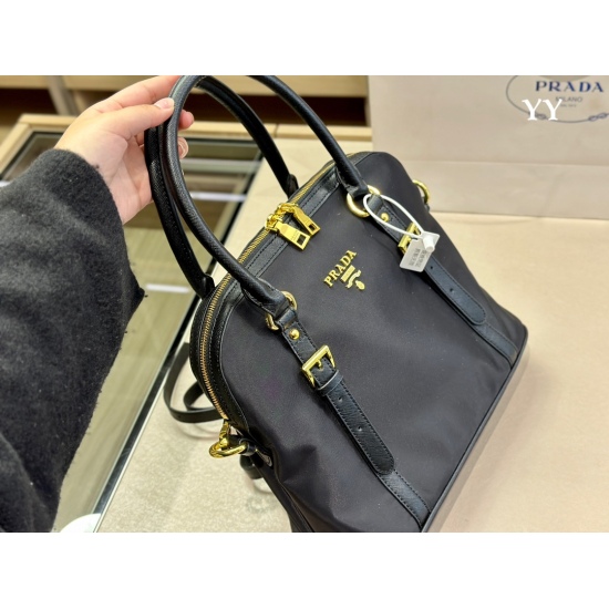 2023.11.06 230 size: 25.30cm PRADA Shell Pack Prada!! The highest daily utilization rate! A bag that is suitable for both leisure and work ⚠️ Original fabric! Original hardware!