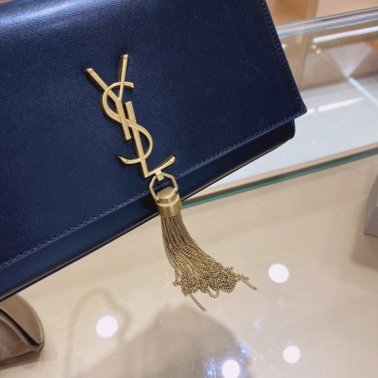 Special offer on October 18, 2023: 155 cowhide in a box ♥️ SAINT LAURENT ysl (Saint Laurent) Wang Ziwen, Zheng Xiuwen, and the same sunset bag are made with high-quality customized authentic vacuum electroplated silver, hardware, leather, metal, and other
