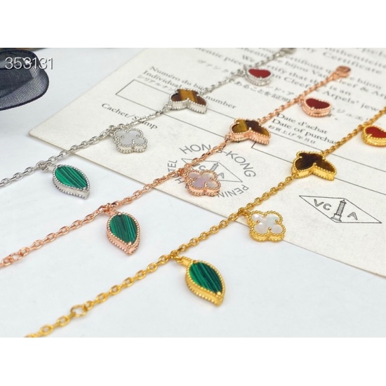 20240410 P100 VCA Van Cleef Arpels Four Flower Bracelet Red Chalcedony, Tiger Eye Stone, White Fritillaria, Malachite 4 Flower Bracelet, Symbolizing Nature, Combining Multiple Colors and Different Shapes of Patterns, Including Hearts, Butterflies, Leaves,