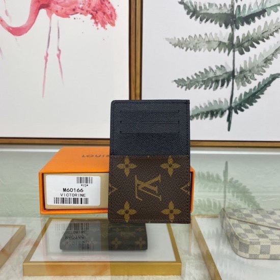20230908 Louis Vuitton] Top of the line exclusive background M60166 vintage size: 11.0x 7.0x 0.6cm Neo card bag made of Monogram Macassar canvas is the first choice for carrying important cards. The black leather trim adds a striking touch to the classic 